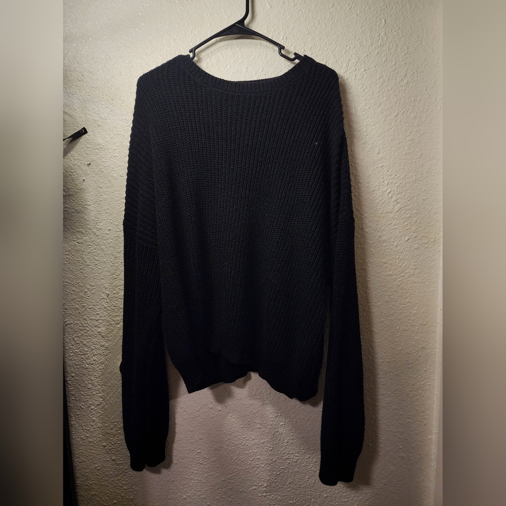 Forever 21 Black Crew Neck Sweater